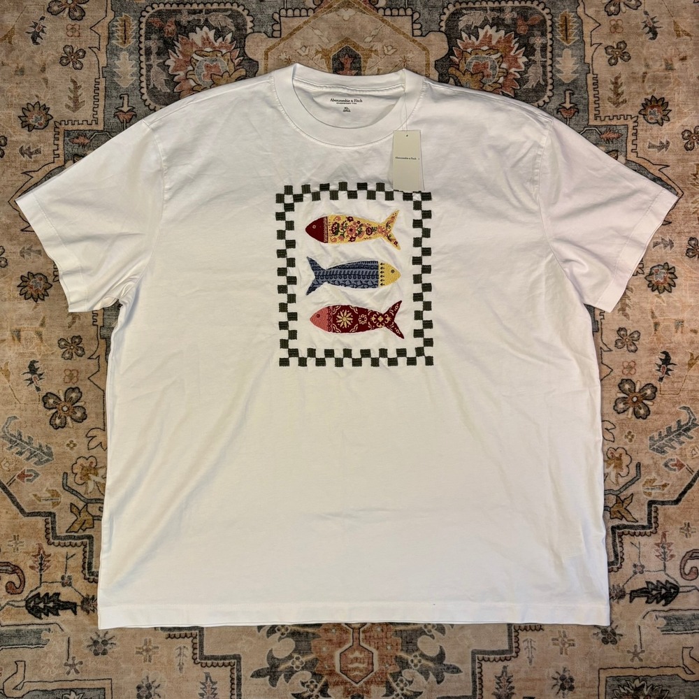 Abercrombie & Fitch Oversized Embroidered Fish Graphic Tee White XL New With Tag